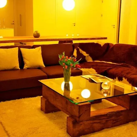 Sleeps 18 Pool Wifi * Nørre Lyngby